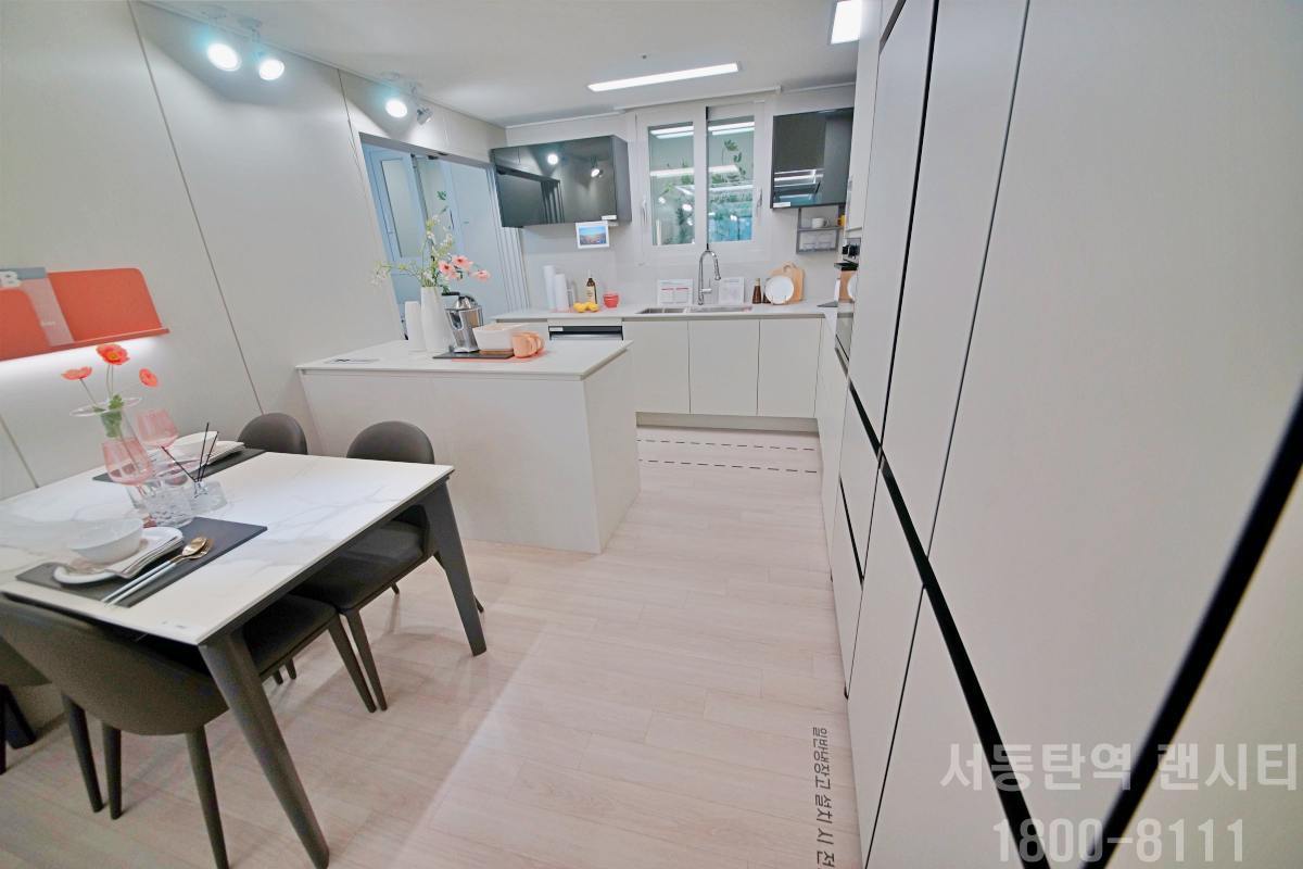  �����Ǿ� ����ź�� ����Ƽ �ΰ��Ӵ�  ���ֺ��� 45-48